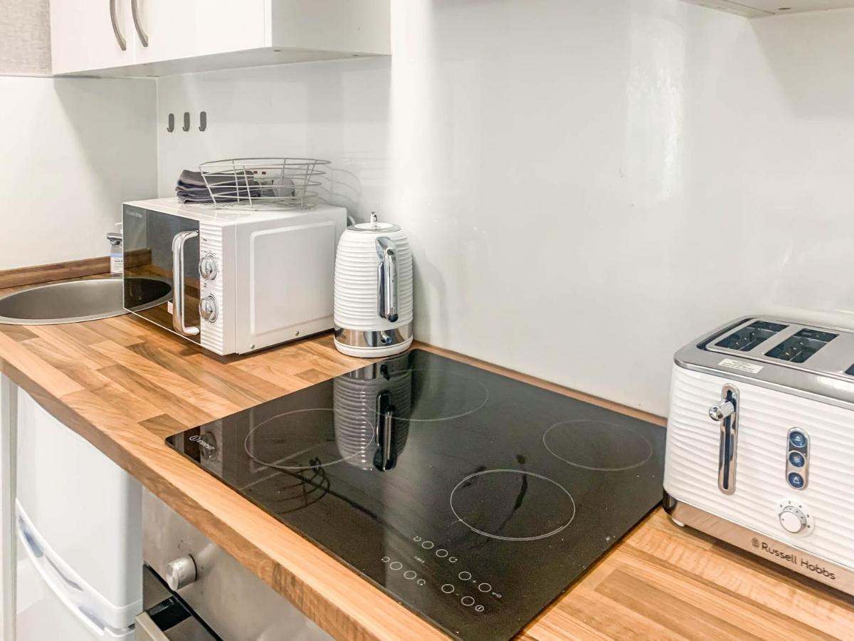 The Rosebery Retreat By The Castle 1-Bed Apartment อินเวอร์เนส ภายนอก รูปภาพ